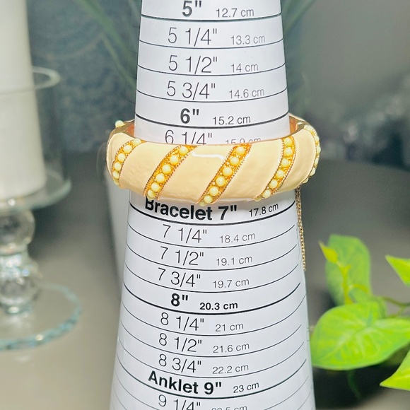 J. CREW Cream Enameled & Faux Pearl Spring Clamped Bangle Bracelet - Picture 10 of 10